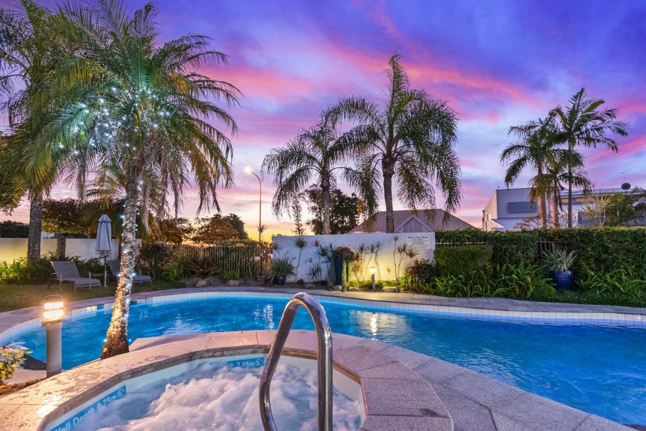 Noosa Boutique Apartments & Elkhorn Villas Экстерьер фото
