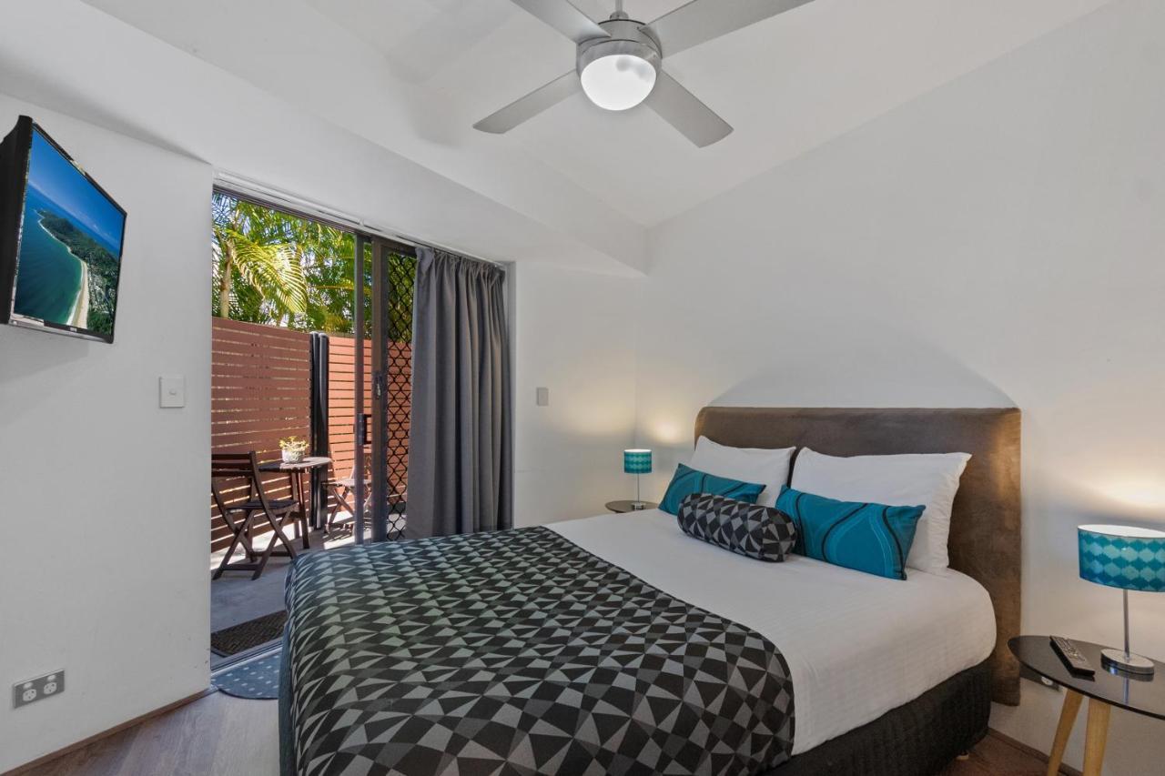 Noosa Boutique Apartments & Elkhorn Villas Экстерьер фото