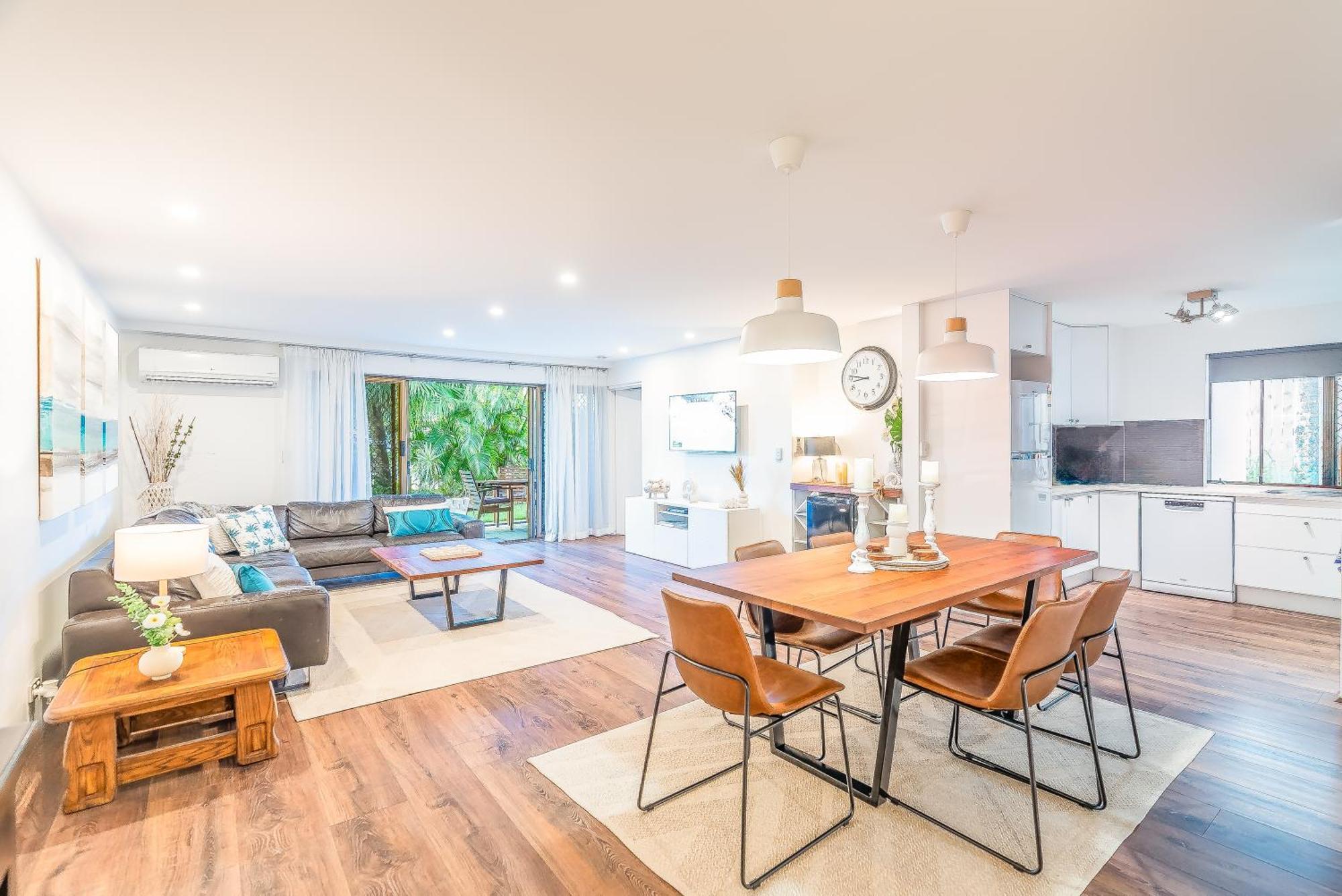 Noosa Boutique Apartments & Elkhorn Villas Экстерьер фото