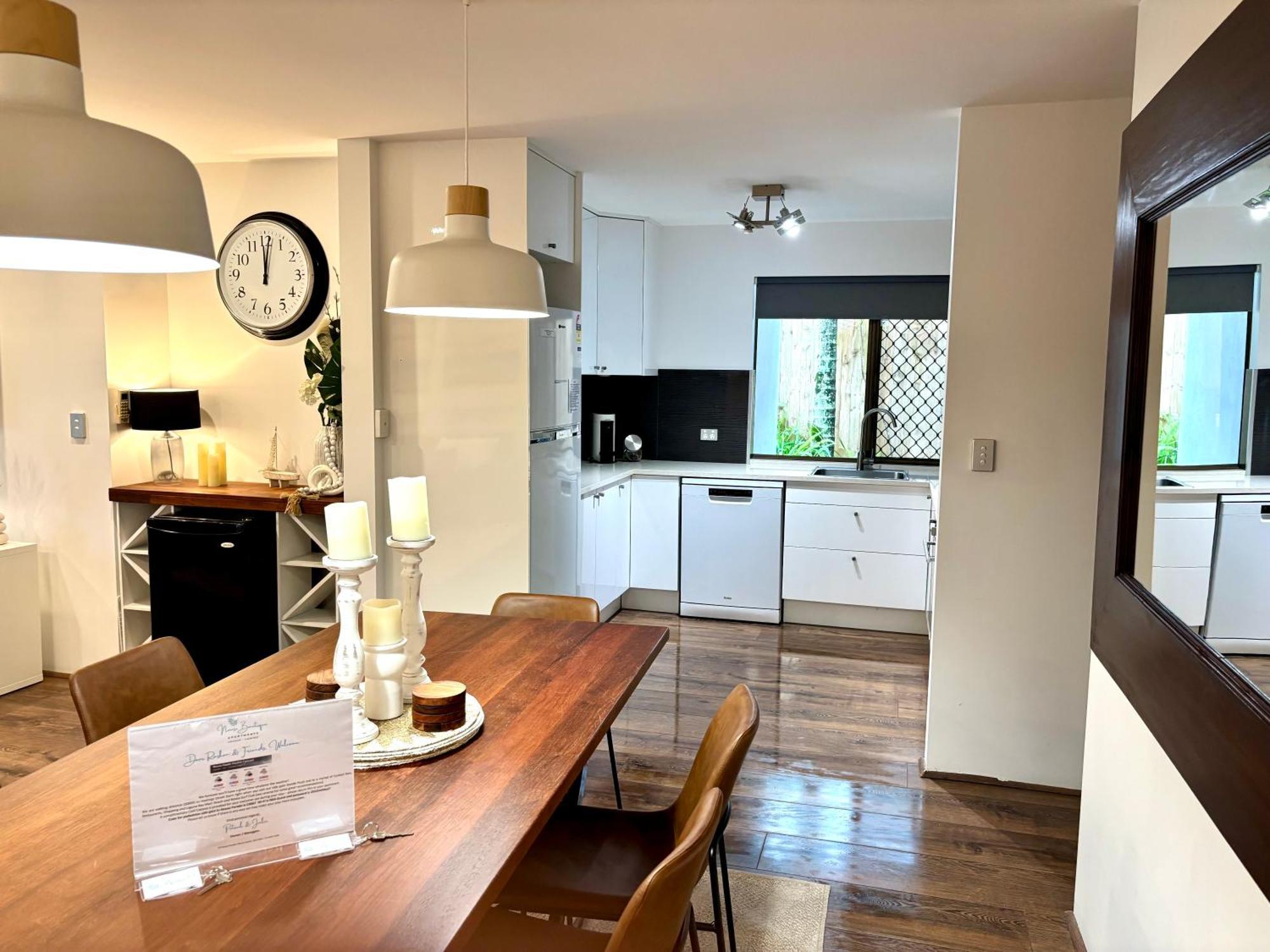 Noosa Boutique Apartments & Elkhorn Villas Экстерьер фото