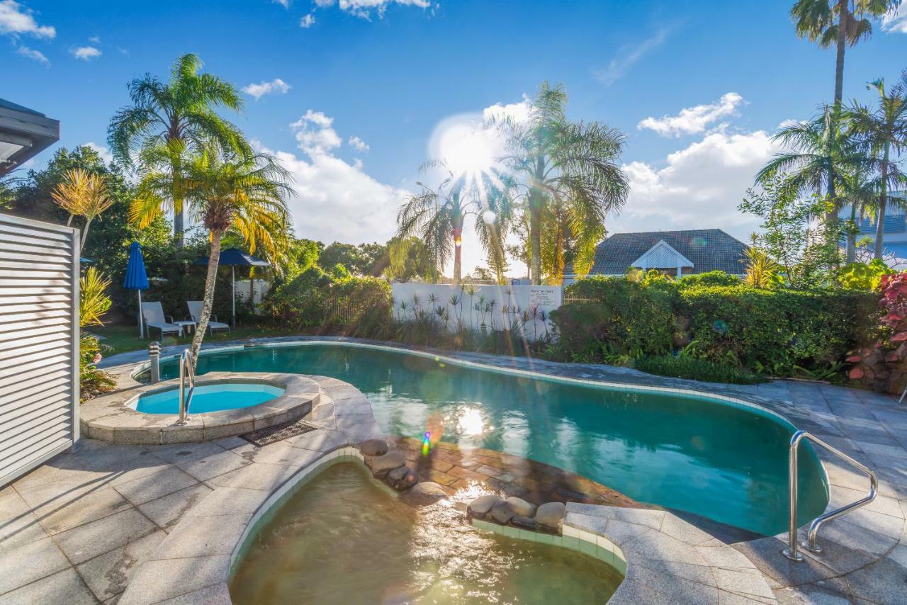Noosa Boutique Apartments & Elkhorn Villas Экстерьер фото